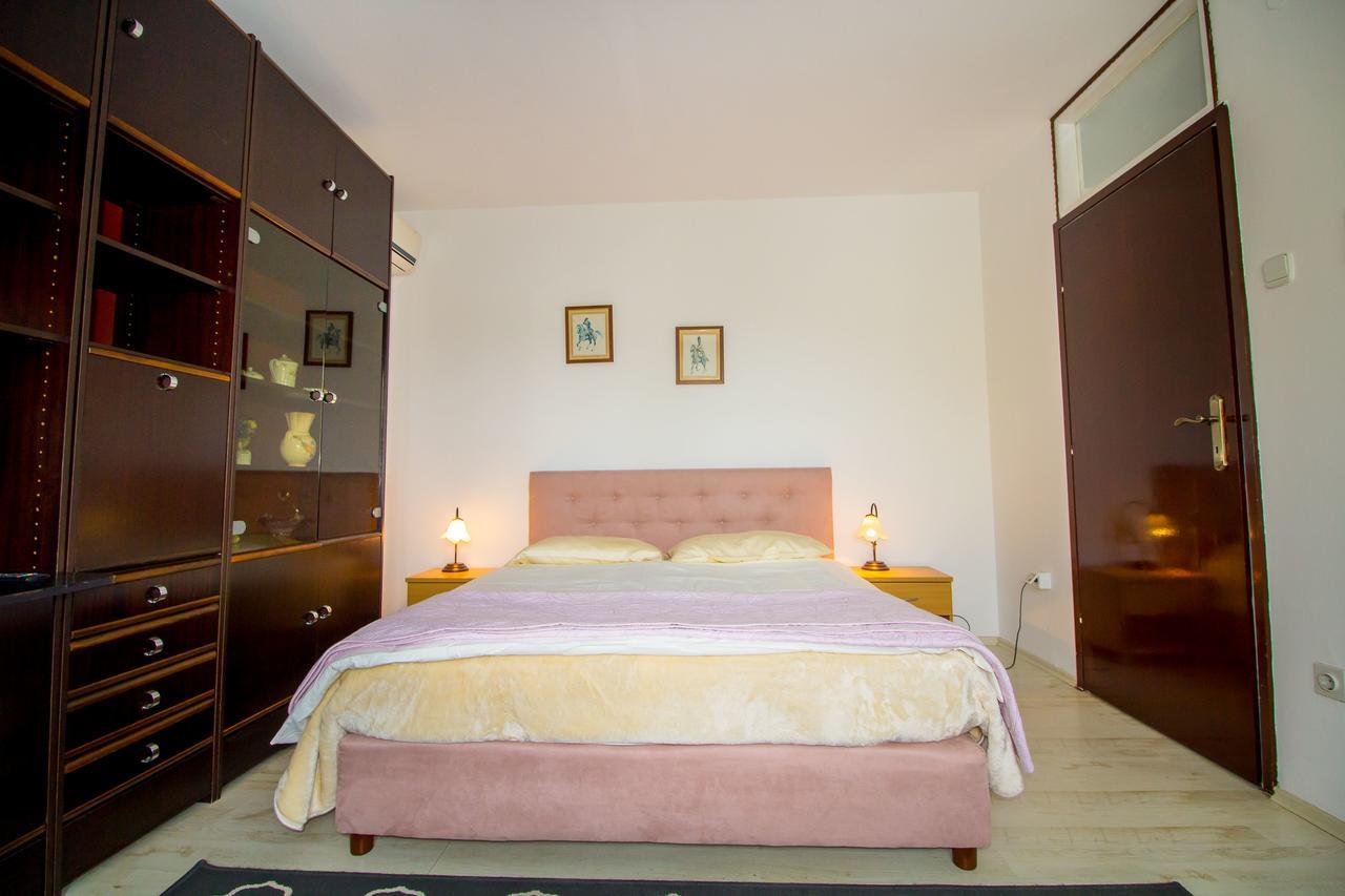 Pineta House Vidos Apartment โปเรช ภายนอก รูปภาพ