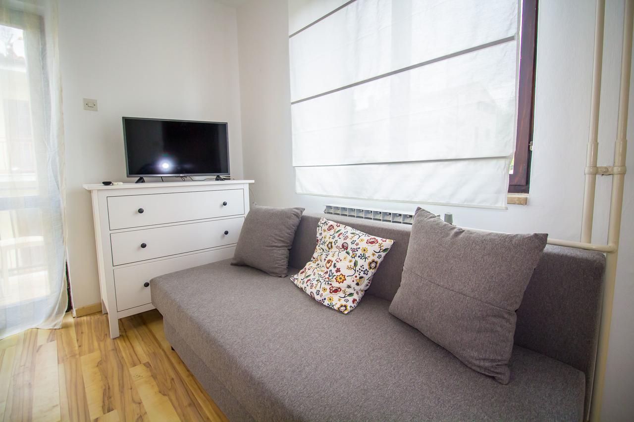 Pineta House Vidos Apartment โปเรช ภายนอก รูปภาพ