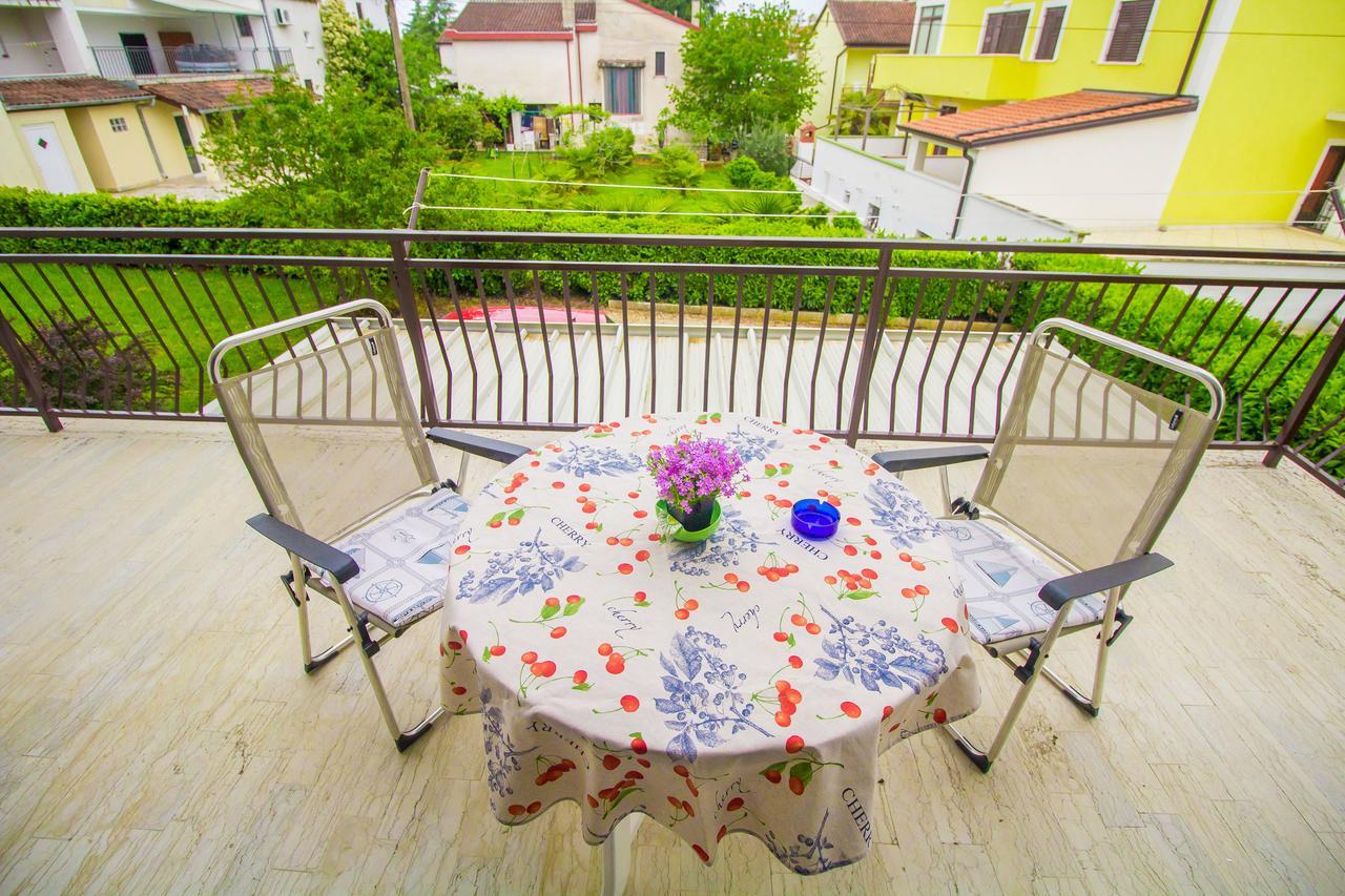 Pineta House Vidos Apartment โปเรช ภายนอก รูปภาพ
