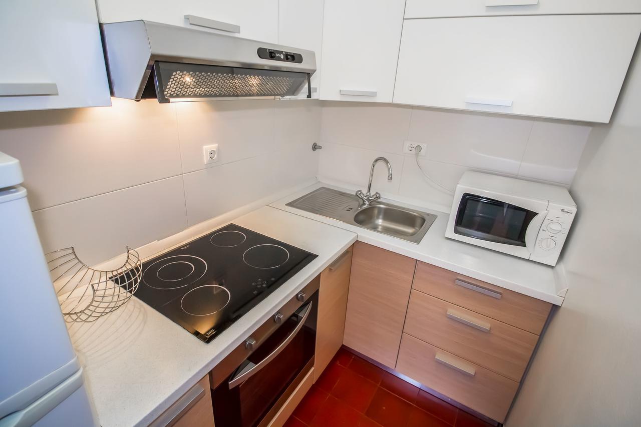 Pineta House Vidos Apartment โปเรช ภายนอก รูปภาพ