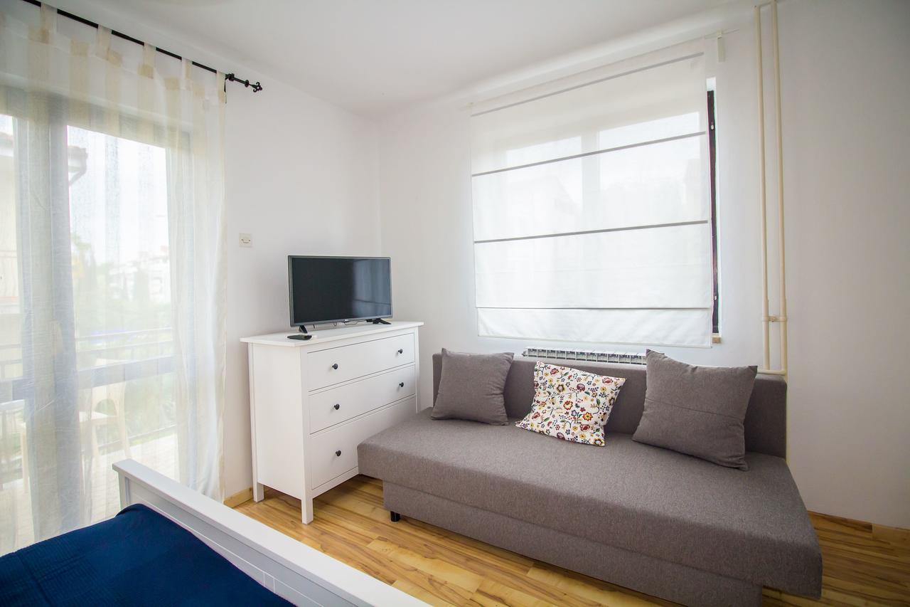 Pineta House Vidos Apartment โปเรช ภายนอก รูปภาพ